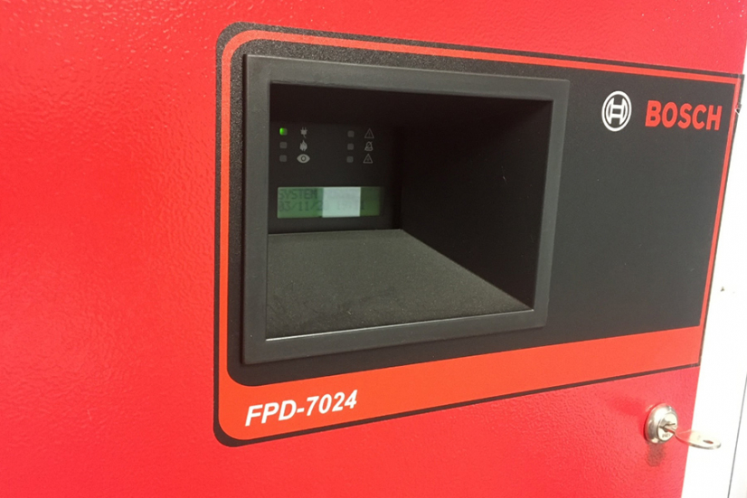 Implementación del sistema de detección de incendios FPD-7024. Parte 1: alistamiento y montaje