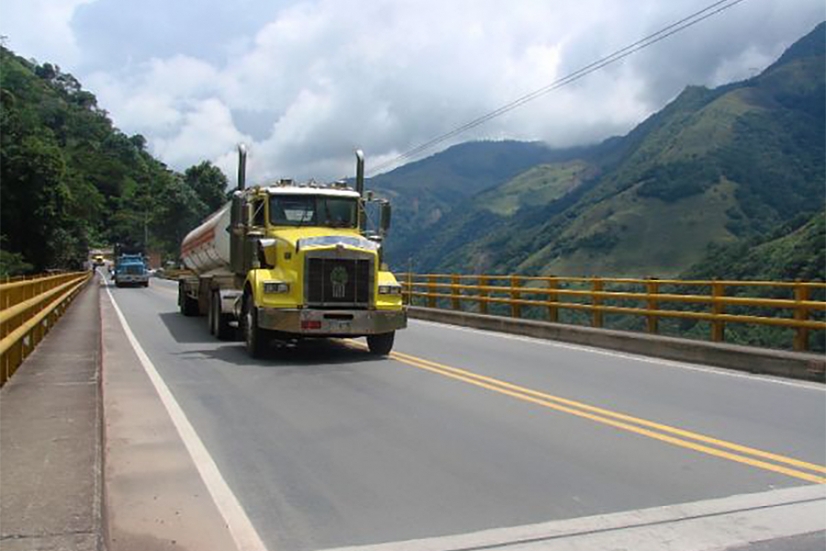 Carreteras colombianas vigiladas por cámaras IP