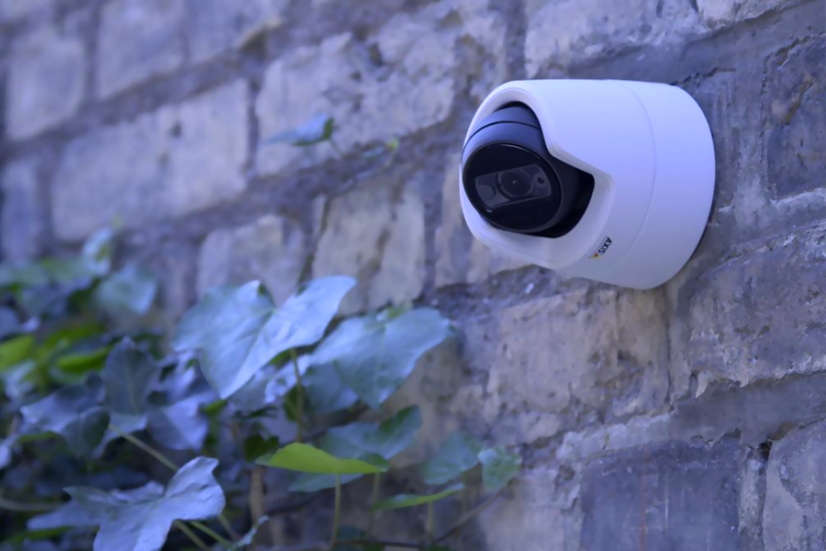 Axis Communications presenta la nueva gama de cámaras domo para hoteles restaurantes y oficinas