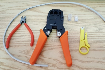 Herramientas para ponchado de cable UTP