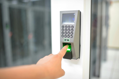 Biometría en auge: tecnologías de reconocimiento facial y huellas digitales transforman la seguridad empresarial en Colombia
