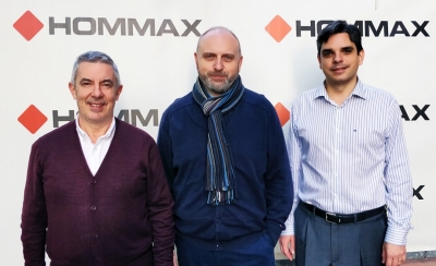 Jose Torner, Director General de HOMMAX, José Manuel Menéndez, Iberia Sales Manager de Risco Group y Diego Tronchoni, Director Adjunto de HOMMAX.
