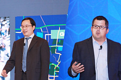 James Wang, subdirector general de negocios de Dahua, y Adam Burns, gerente general de soluciones de visión IoT en Intel.